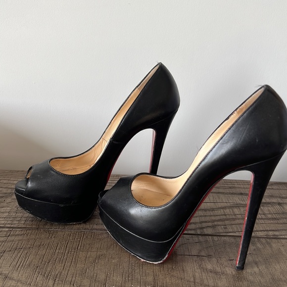 Christian louboutin peep toe heels - Picture 3 of 8